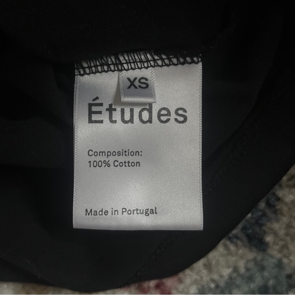 Études Women’s Black XS Star Tee - Picture 4 of 5